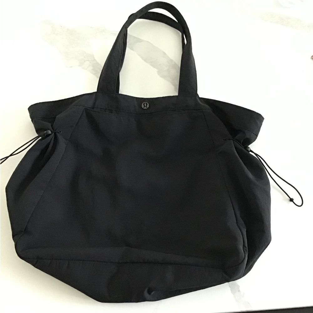 Lululemon tote/gym bag